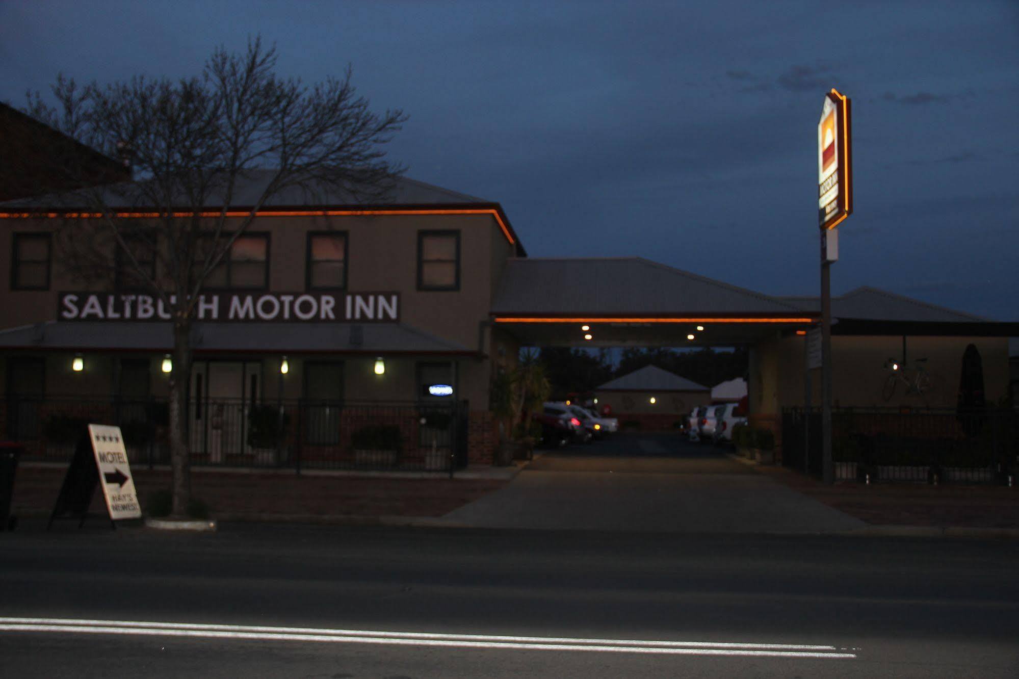 The Saltbush Motor Inn Хэй Экстерьер фото